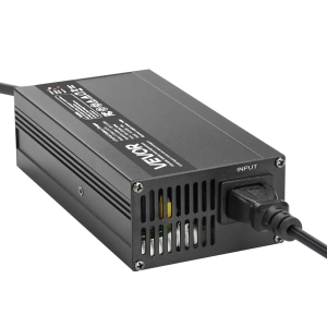 VEVOR 12 V 10 A, AC-DC LiFePO4 -älylaturi